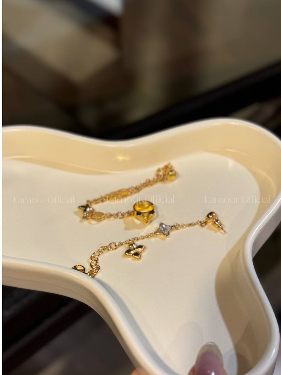 LV Earing L001